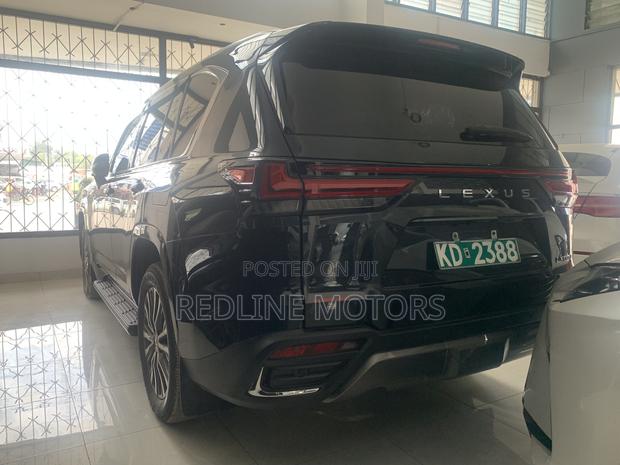 Lexus LX 2023 Matt Black