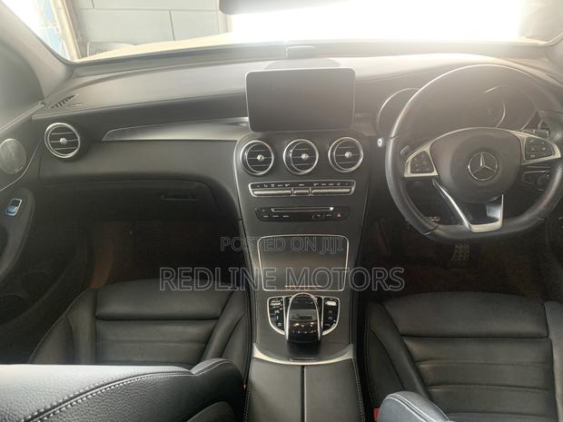 Mercedes-Benz GLC-Class 2017 Off white