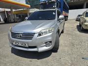 Toyota Vanguard 2013 Silver for sale