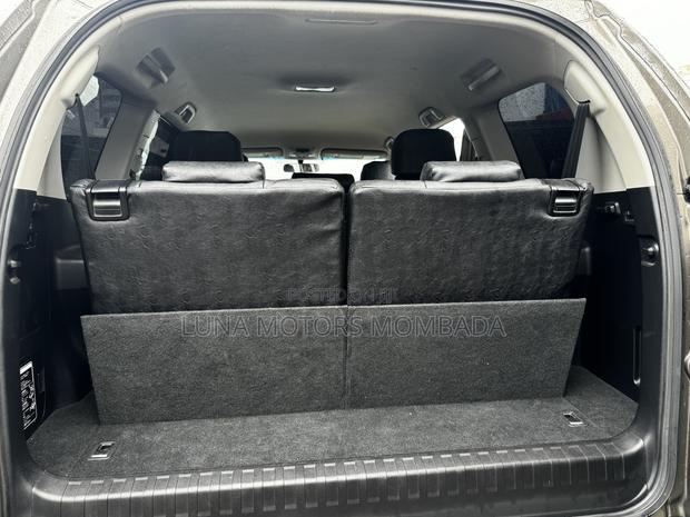 Toyota Land Cruiser Prado 2017 Gray