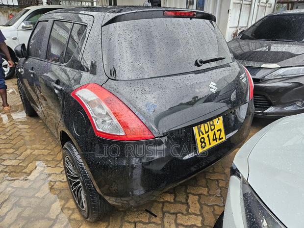 Suzuki Swift 2014 Black