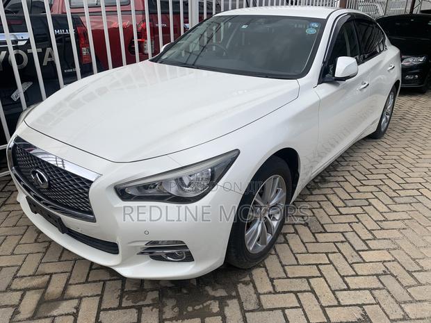 Nissan Skyline 2017 White
