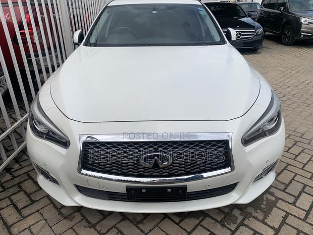 Nissan Skyline 2017 White