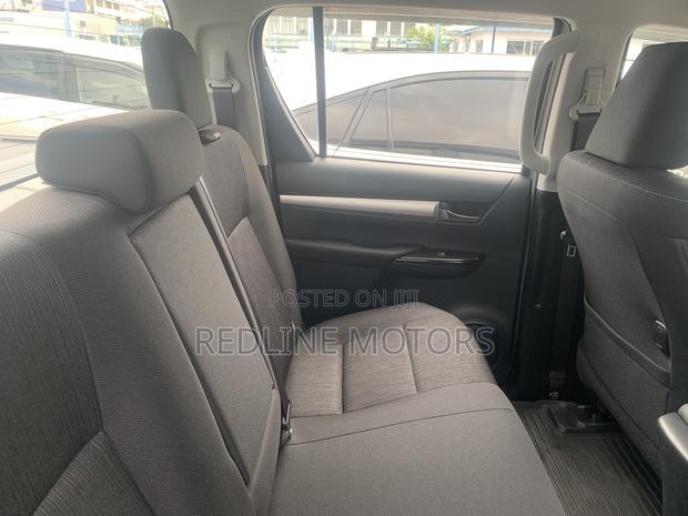 Toyota Hilux 2.4 Diesel 2020 Gold