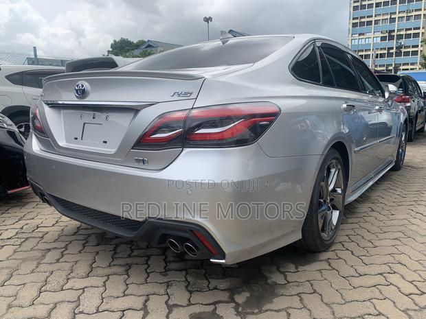 Toyota Crown Majesta 2.5 AWD Hybrid 2018 Silver