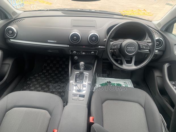 Audi A3 2.0T Premium FWD Sedan 2017 Black