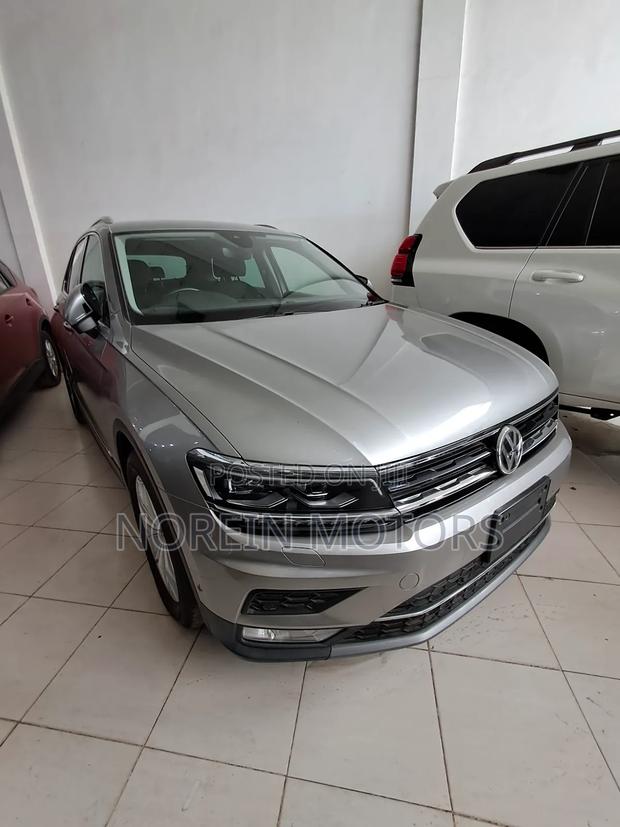 Volkswagen Tiguan 2017 Gray