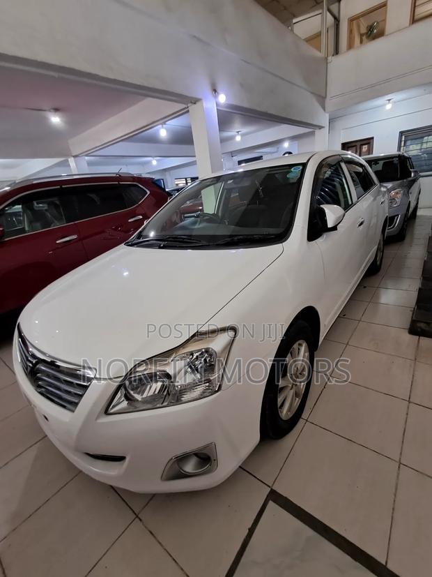 Toyota Premio 2017 White