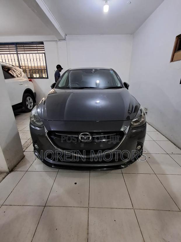 Mazda Demio 2017 Gray