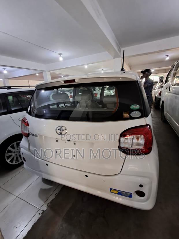Toyota Passo 2017 White