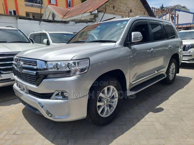 Toyota Land Cruiser 2015 Silver