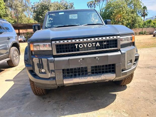 Toyota Land Cruiser Prado 2024 Gray