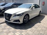 Toyota Crown Majesta 2.5 AWD Hybrid 2018 Off white for sale