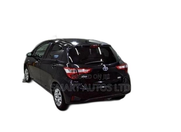 Toyota Vitz 1.5 FWD Hybrid 5dr 2017