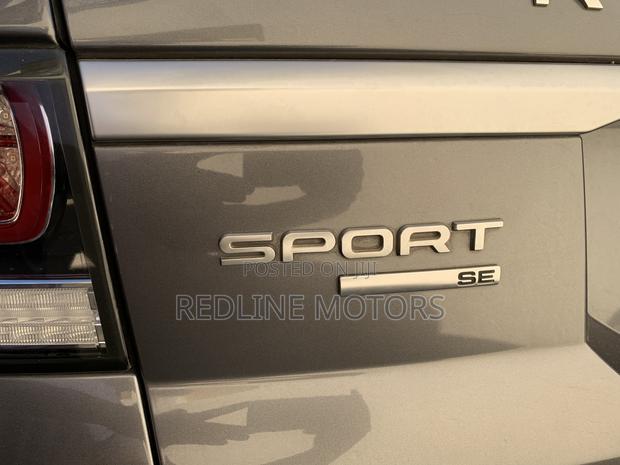 Land Rover Range Rover Sport SE 4x4 (3.0L 6cyl 8A) 2016 Gray