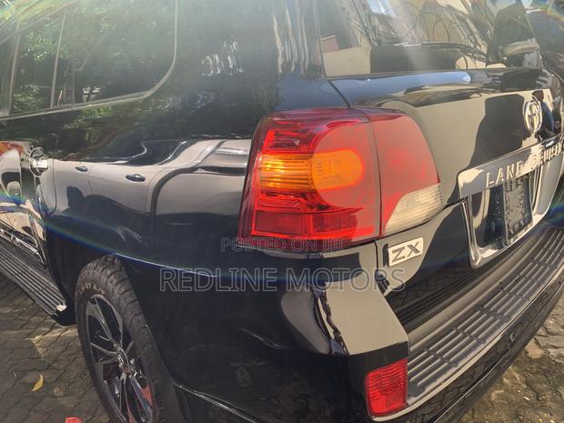 Toyota Land Cruiser 4.6 V8 ZX 2013 Black