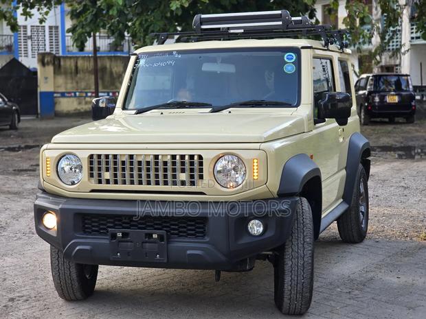 Suzuki Jimny 2018 Yellow