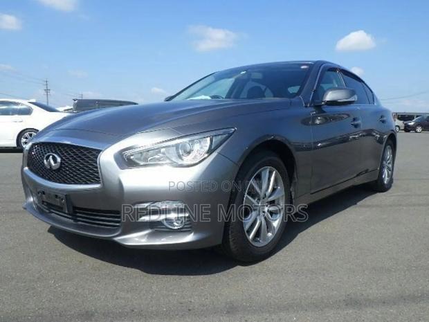 Nissan Skyline 2014 Gray