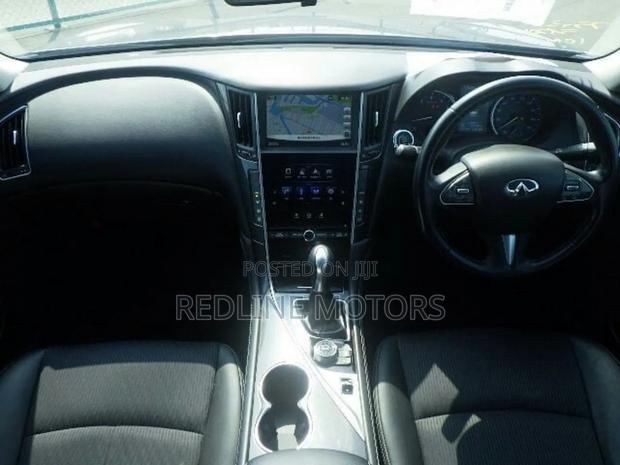 Nissan Skyline 2014 Gray