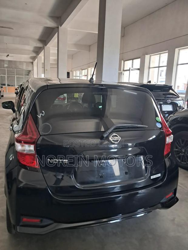 Nissan Note 2017 Black