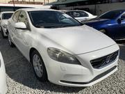Volvo V40 2017 White for sale
