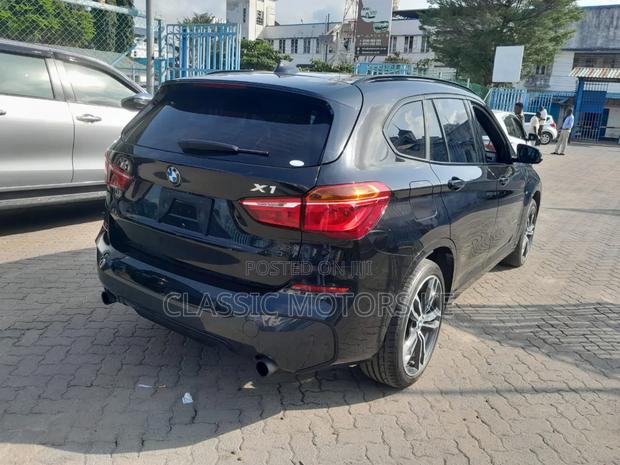BMW X1 xDrive28i AWD 2018 Black
