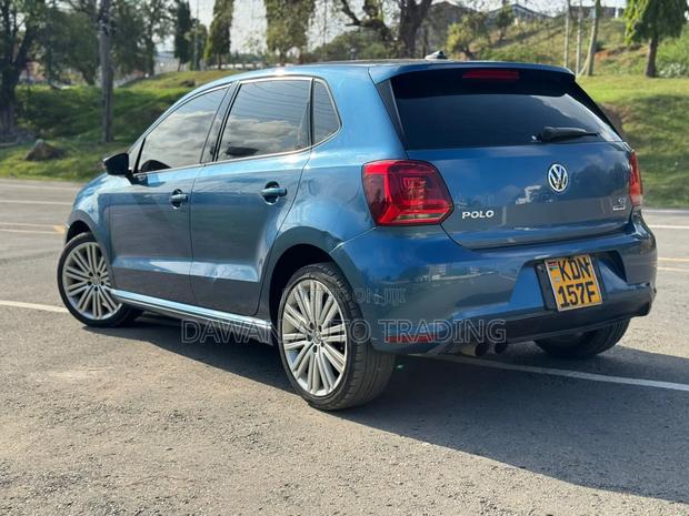 Volkswagen Polo 2016 Blue