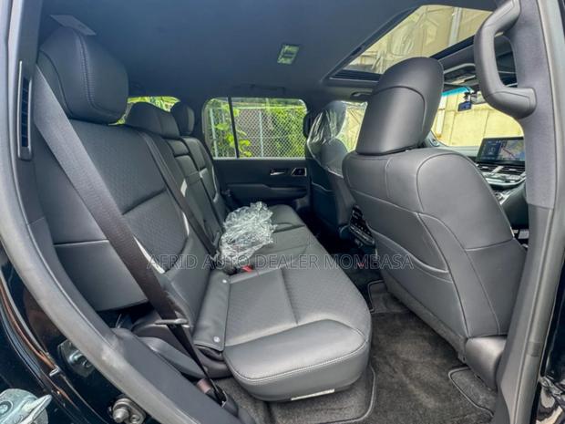 Toyota Land Cruiser 3.3 Diesel 4WD 2022 Black