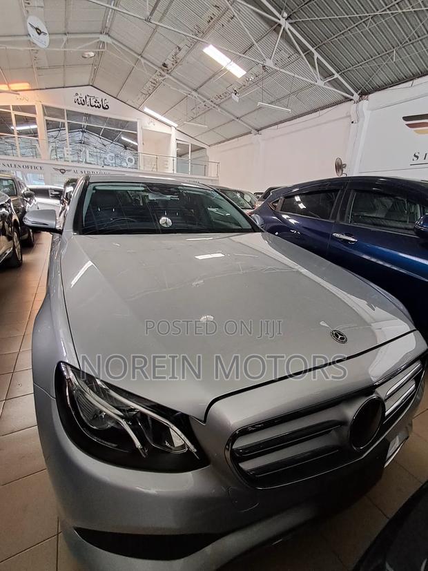 Mercedes-Benz E200 2017 Silver