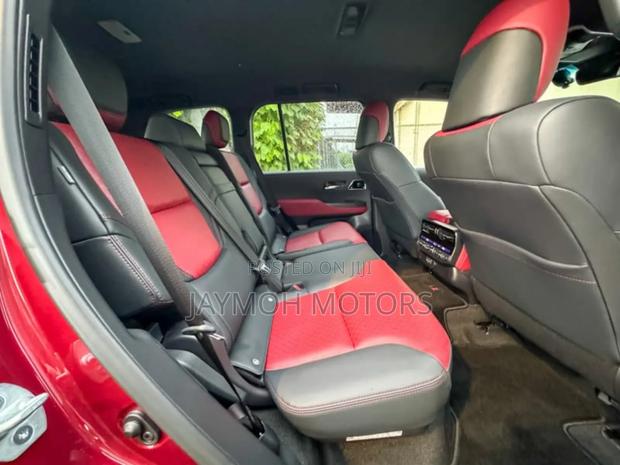 Toyota Land Cruiser 2023 Red