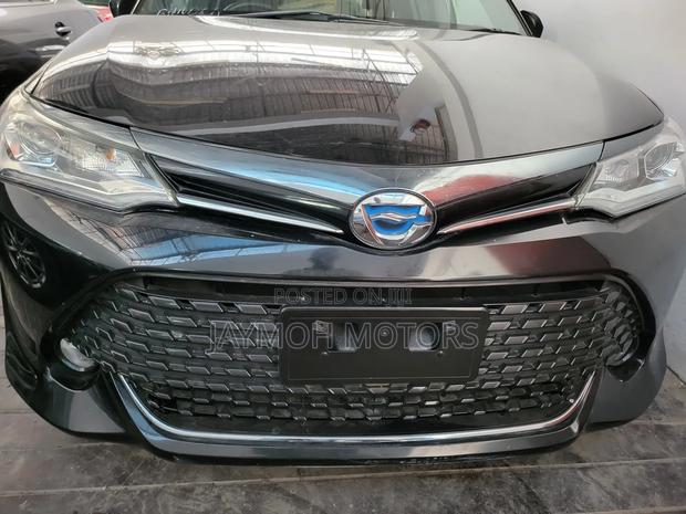Toyota Corolla Fielder 2017 Black