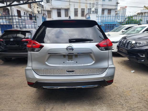 Nissan X-Trail 2.0 Petrol AWD 2018 Silver