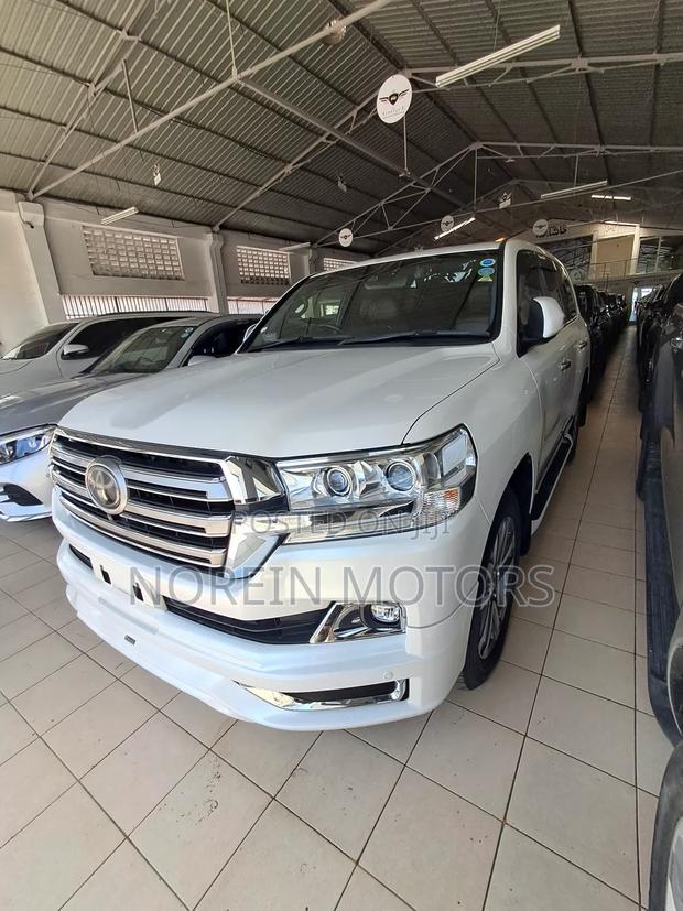 Toyota Land Cruiser Prado 2017 Beige