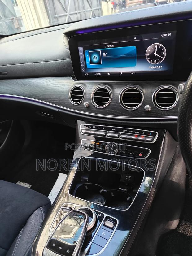 Mercedes-Benz E200 2016 Gray