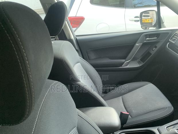 Subaru Forester 2.5i Touring AWD 2017 Gray