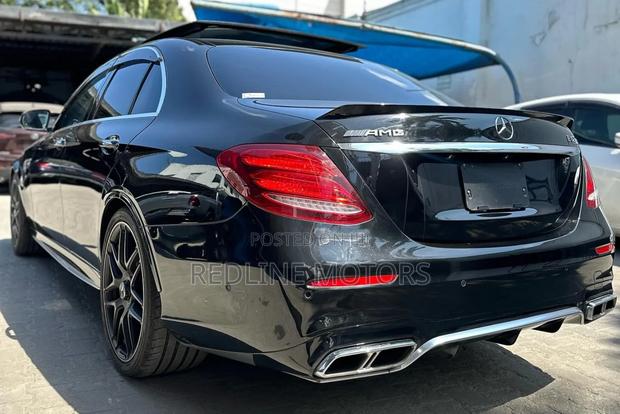 Mercedes-Benz E63 2017 Black