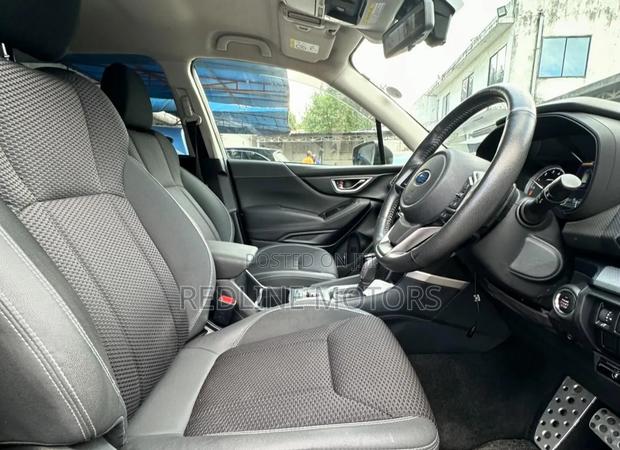Subaru Forester 2.5i Limited AWD 2018 Green