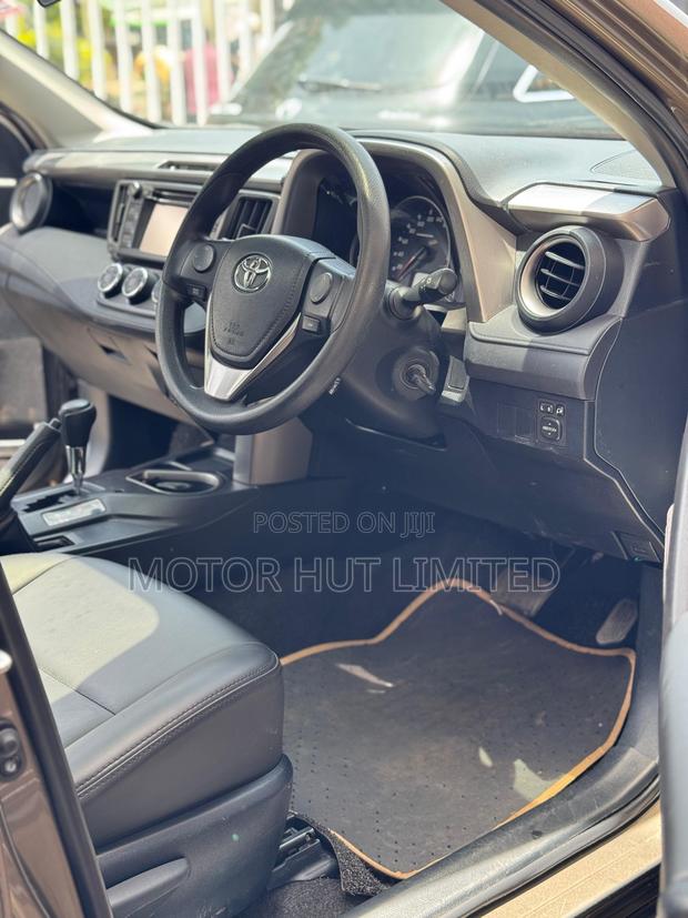 2017 Brown Toyota RAV4 SUV: Used and affordable
