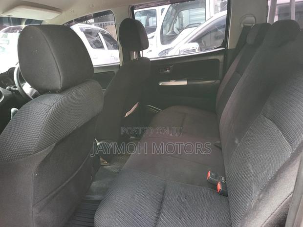 Toyota Hilux 2014 White