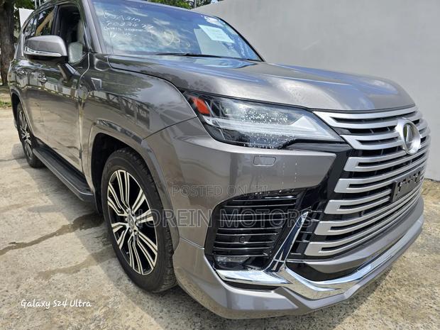 New Lexus LX 2024 Silver