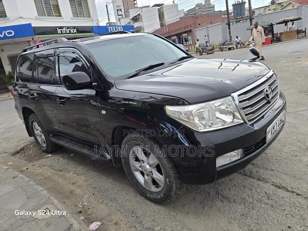 Toyota Land Cruiser 2011 Black