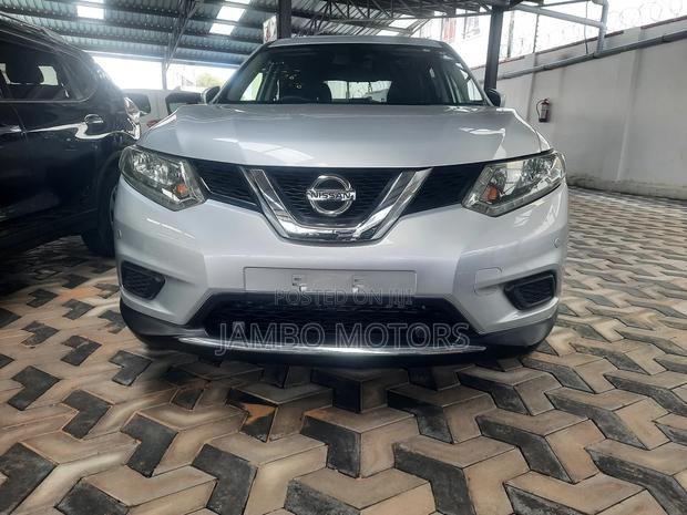 Nissan X-Trail 2.0 Petrol FWD 2017 Silver