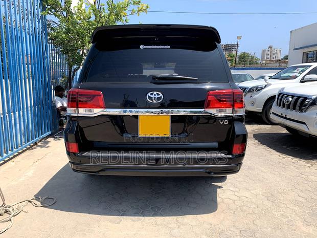 Toyota Land Cruiser 4.6 V8 ZX 2010 Black