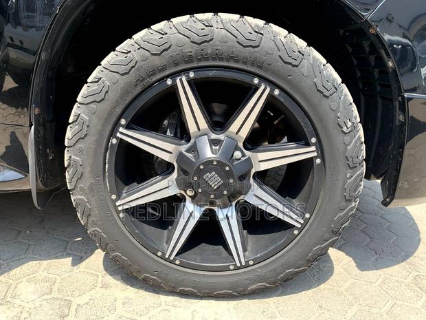 Toyota Land Cruiser 4.6 V8 ZX 2010 Black