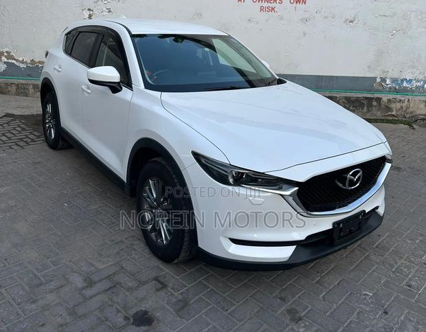 Mazda CX-5 2018 Off white