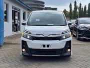 Toyota Esquire 2018 Off white for sale