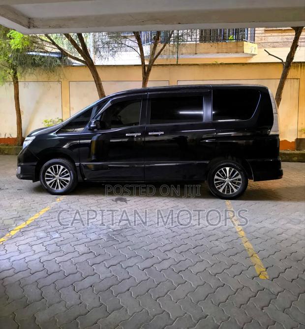 Nissan Serena 2016 Black