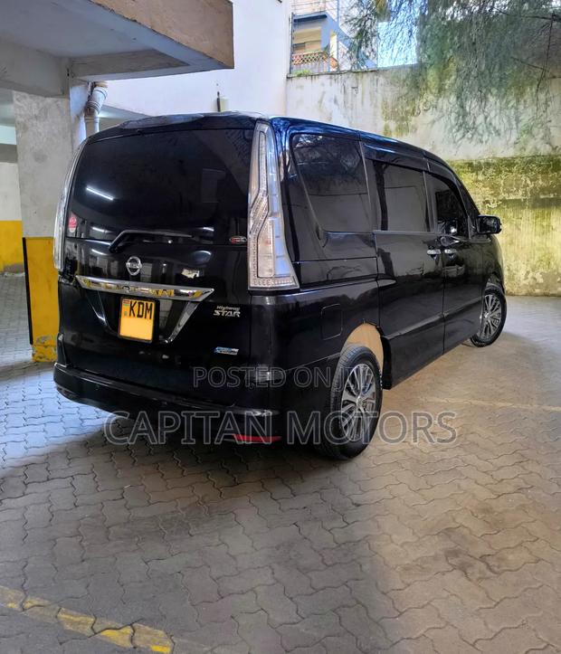 Nissan Serena 2016 Black
