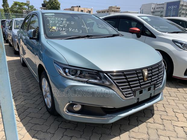 Toyota Premio 1.5 FWD 2017 Blue