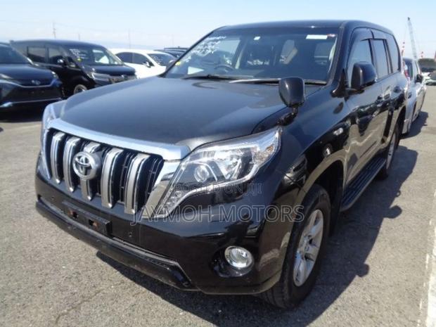 Toyota Land Cruiser Prado 2017 Black